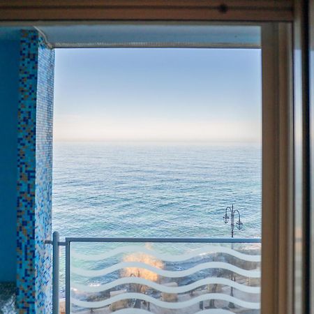 Milu'Seaview Ampia Casa Vista Mare Lägenhet Giovinazzo Exteriör bild