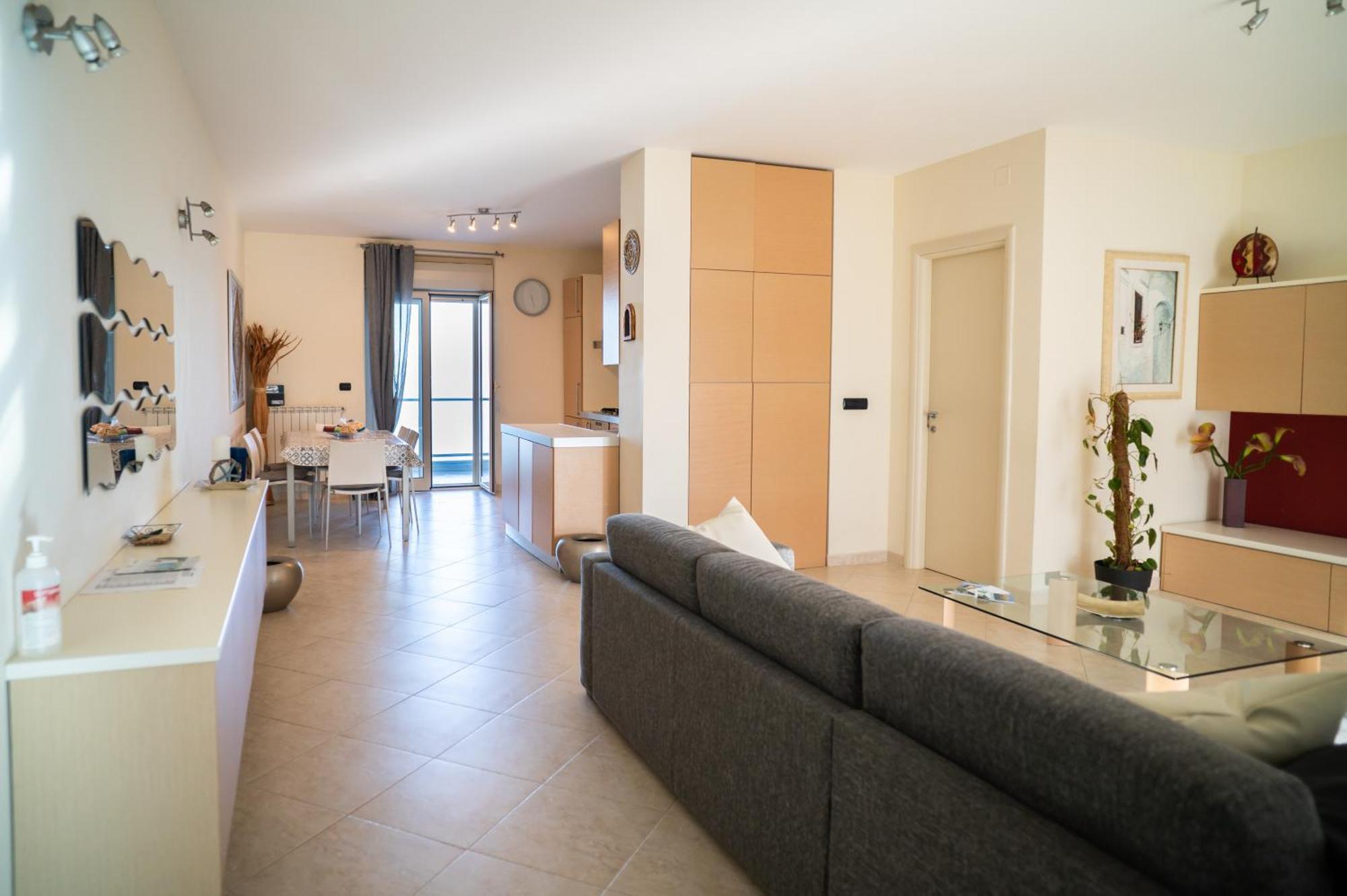 Milu'Seaview Ampia Casa Vista Mare Lägenhet Giovinazzo Exteriör bild