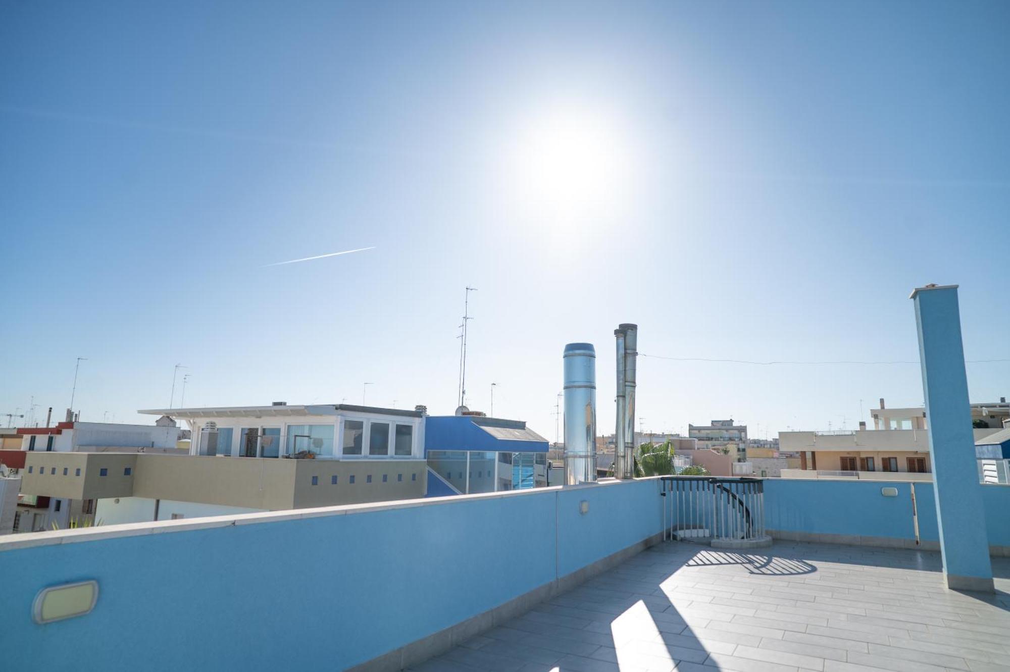 Milu'Seaview Ampia Casa Vista Mare Lägenhet Giovinazzo Exteriör bild