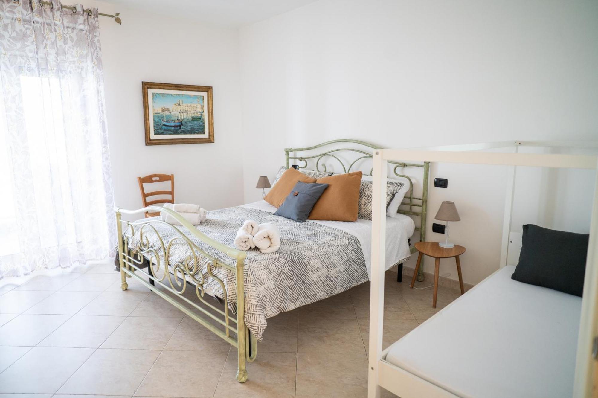 Milu'Seaview Ampia Casa Vista Mare Lägenhet Giovinazzo Exteriör bild